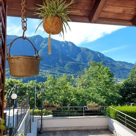 Casa Vacanza Il Glicine Casale Corte Cerro Extérieur photo