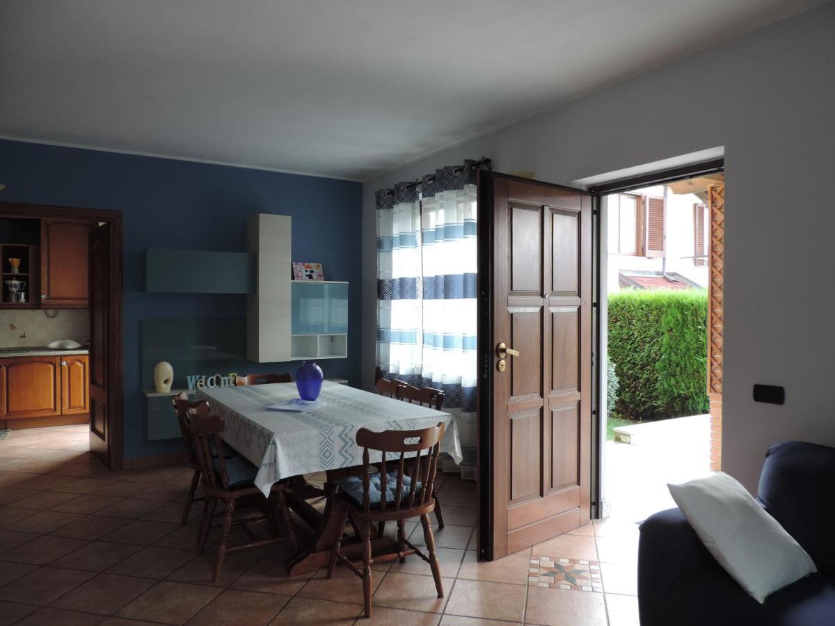 Casa Vacanza Il Glicine Casale Corte Cerro Extérieur photo