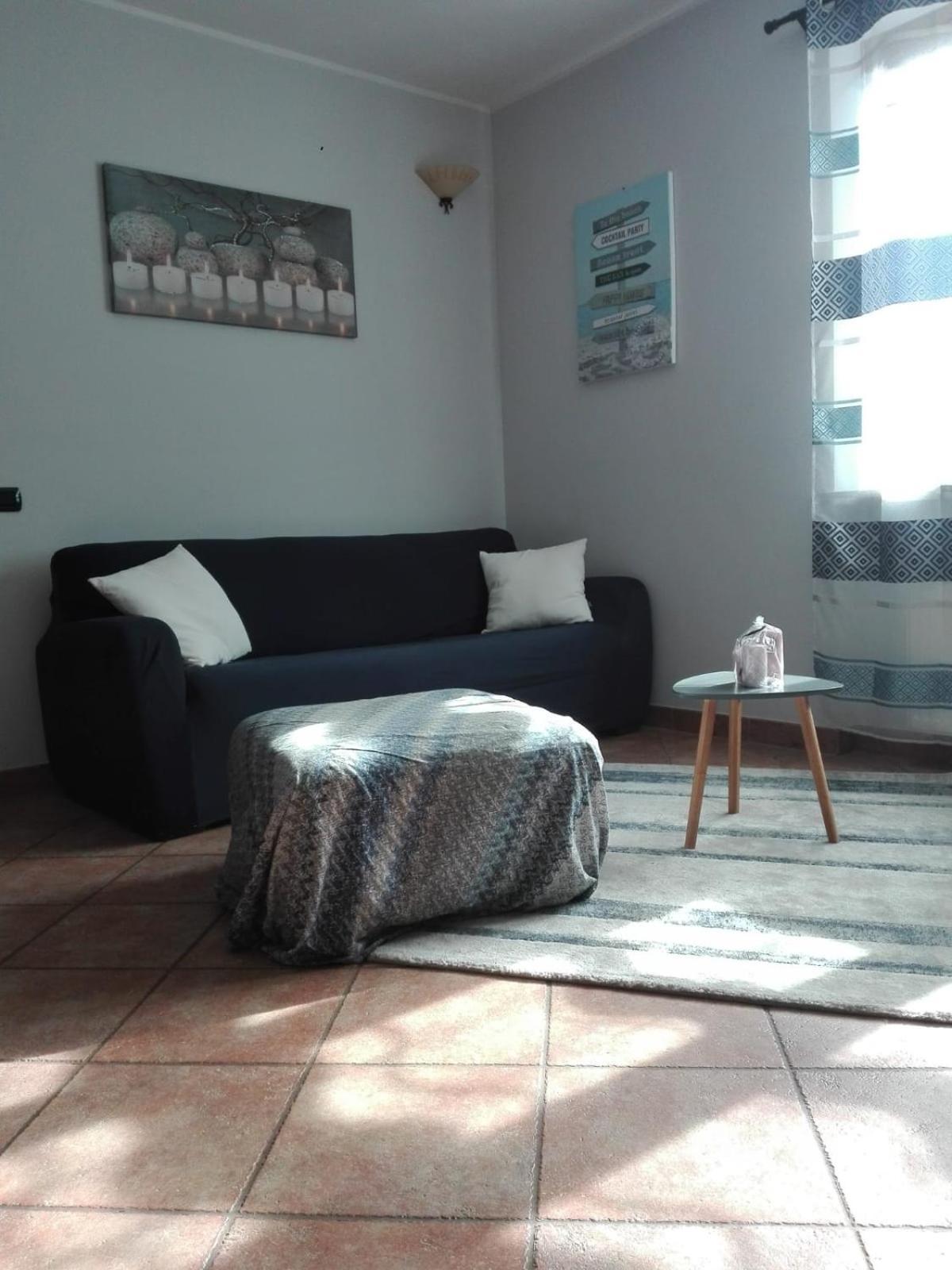 Casa Vacanza Il Glicine Casale Corte Cerro Extérieur photo